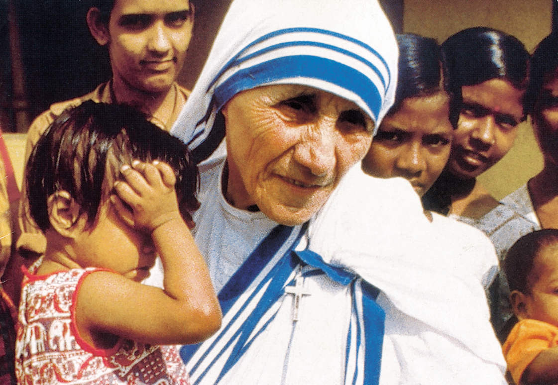 10 Madre Teresa con bambino